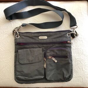 Baggallini Modern Everywhere bag